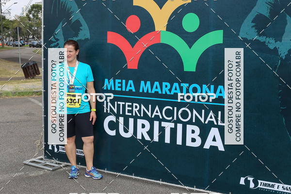 Buy your photos of the eventMeia Maratona Internacional de Curitiba 2018 on Fotop