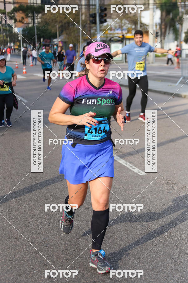 Buy your photos of the eventMeia Maratona Internacional de Curitiba 2018 on Fotop