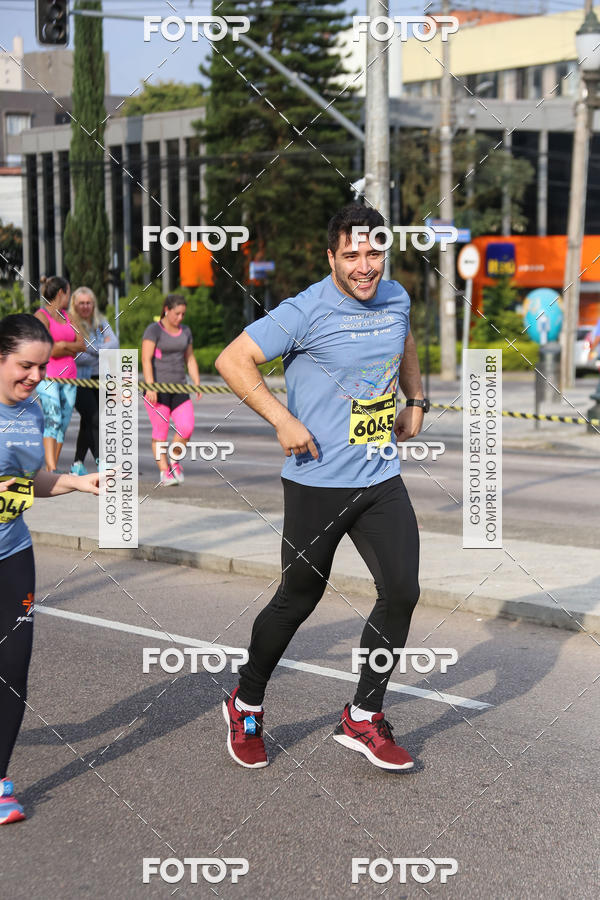 Buy your photos of the eventMeia Maratona Internacional de Curitiba 2018 on Fotop