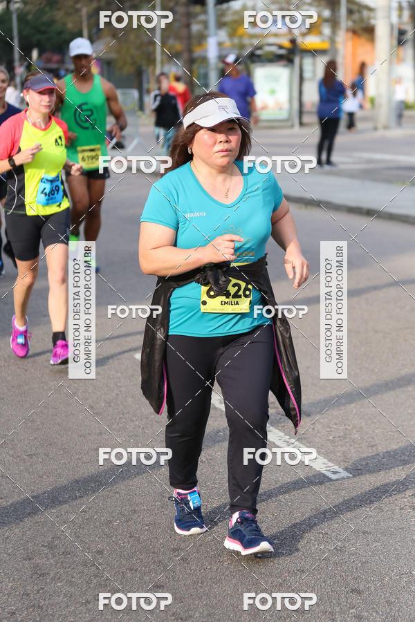Buy your photos of the eventMeia Maratona Internacional de Curitiba 2018 on Fotop