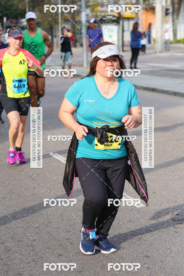 Buy your photos of the eventMeia Maratona Internacional de Curitiba 2018 on Fotop