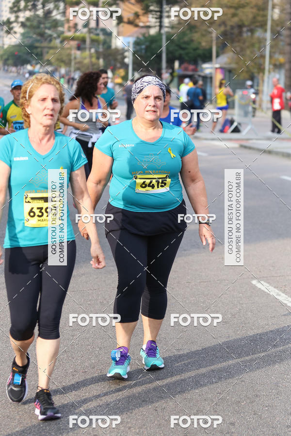 Buy your photos of the eventMeia Maratona Internacional de Curitiba 2018 on Fotop