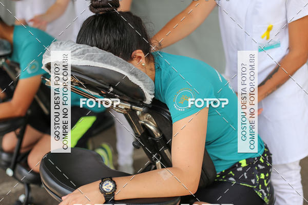 Buy your photos of the eventMeia Maratona Internacional de Curitiba 2018 on Fotop