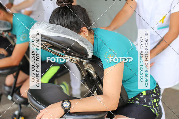 Buy your photos of the eventMeia Maratona Internacional de Curitiba 2018 on Fotop