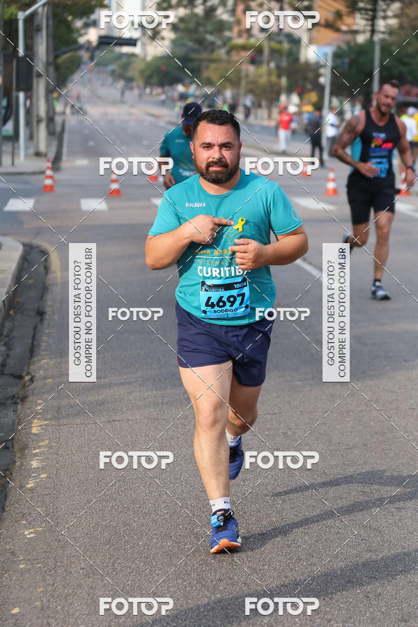 Buy your photos of the eventMeia Maratona Internacional de Curitiba 2018 on Fotop