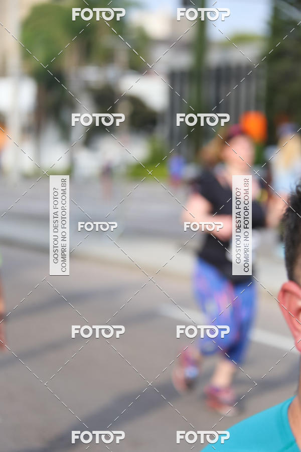 Buy your photos of the eventMeia Maratona Internacional de Curitiba 2018 on Fotop