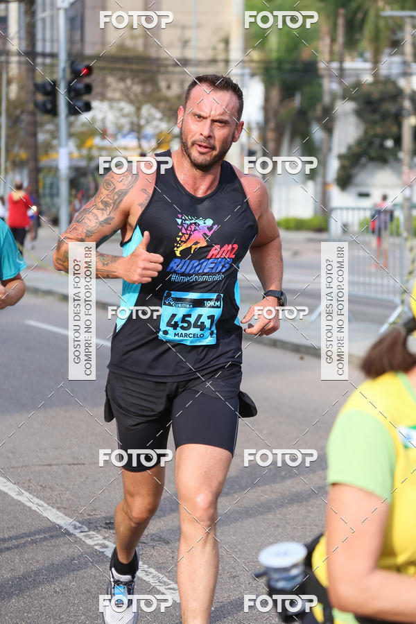 Buy your photos of the eventMeia Maratona Internacional de Curitiba 2018 on Fotop