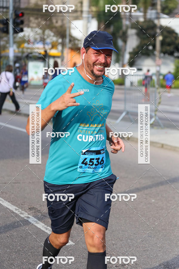 Buy your photos of the eventMeia Maratona Internacional de Curitiba 2018 on Fotop