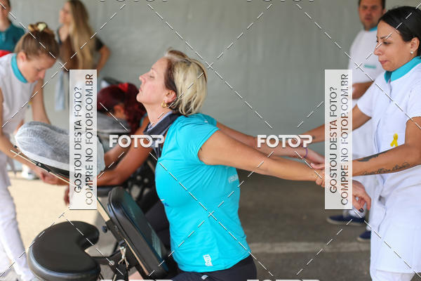 Buy your photos of the eventMeia Maratona Internacional de Curitiba 2018 on Fotop