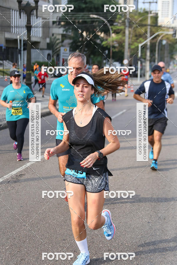Buy your photos of the eventMeia Maratona Internacional de Curitiba 2018 on Fotop