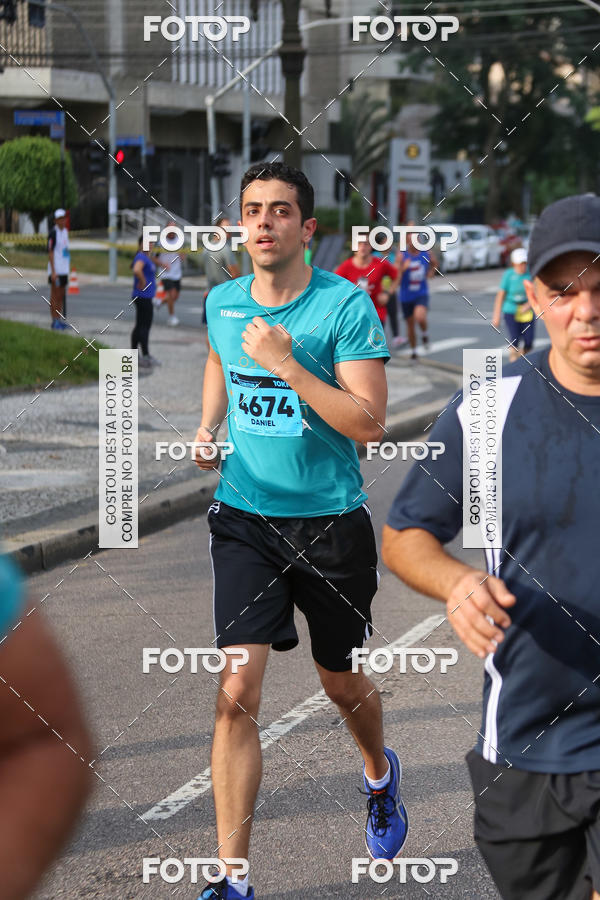 Buy your photos of the eventMeia Maratona Internacional de Curitiba 2018 on Fotop