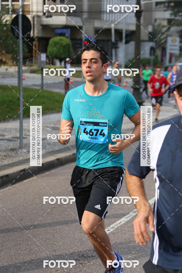 Buy your photos of the eventMeia Maratona Internacional de Curitiba 2018 on Fotop