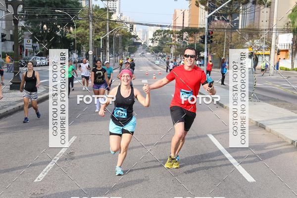 Buy your photos of the eventMeia Maratona Internacional de Curitiba 2018 on Fotop