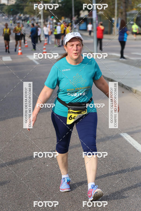 Buy your photos of the eventMeia Maratona Internacional de Curitiba 2018 on Fotop