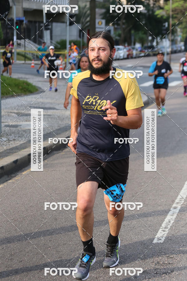 Buy your photos of the eventMeia Maratona Internacional de Curitiba 2018 on Fotop