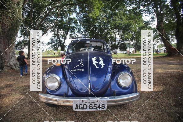 Buy your photos of the eventMeia Maratona Internacional de Curitiba 2018 on Fotop