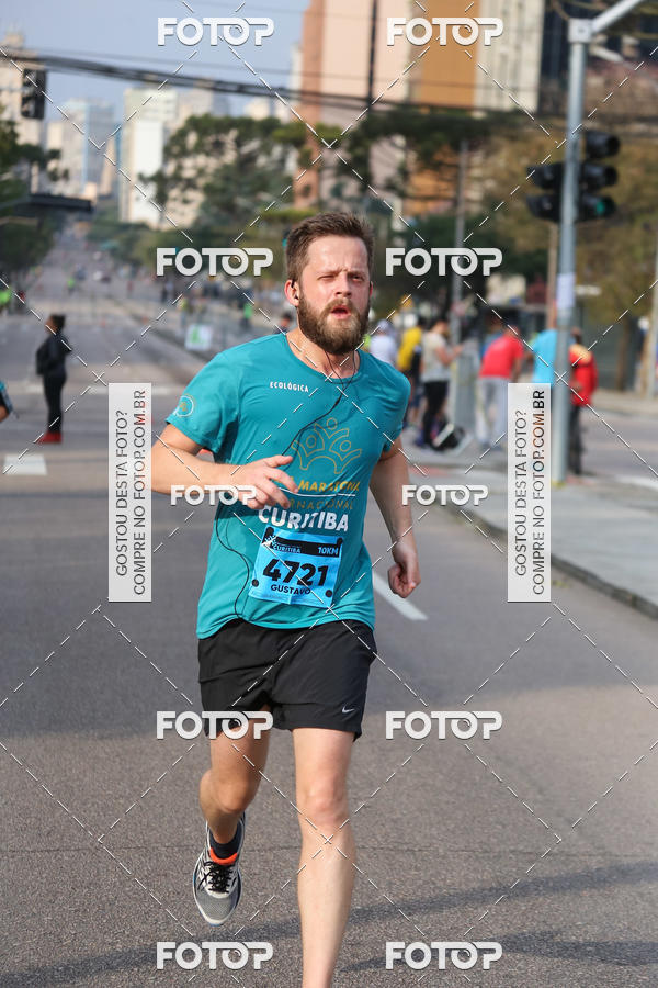 Buy your photos of the eventMeia Maratona Internacional de Curitiba 2018 on Fotop