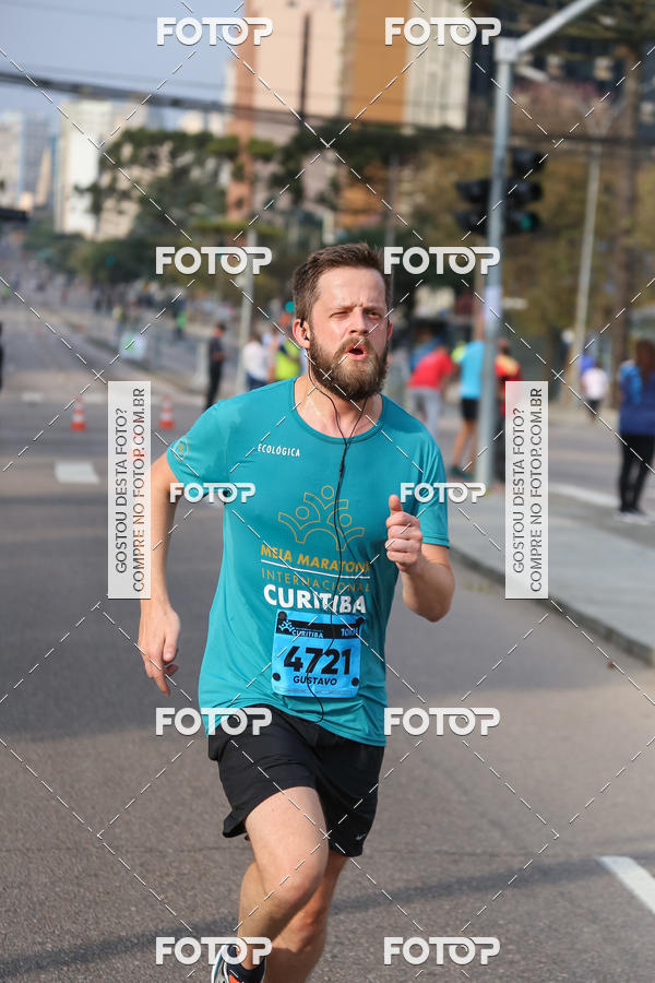 Buy your photos of the eventMeia Maratona Internacional de Curitiba 2018 on Fotop