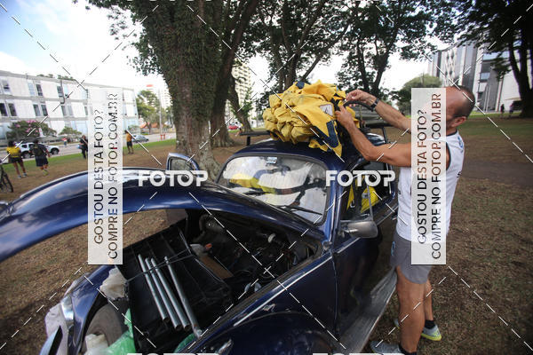 Buy your photos of the eventMeia Maratona Internacional de Curitiba 2018 on Fotop