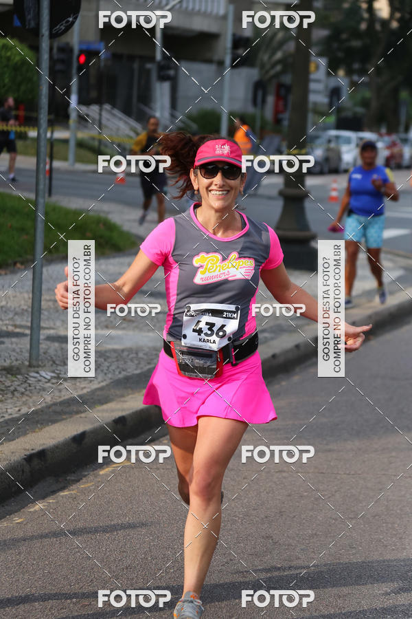 Buy your photos of the eventMeia Maratona Internacional de Curitiba 2018 on Fotop