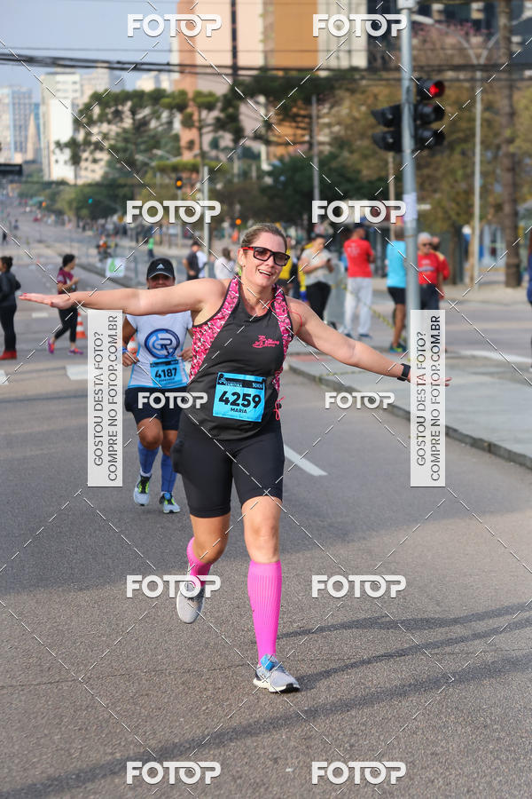 Buy your photos of the eventMeia Maratona Internacional de Curitiba 2018 on Fotop