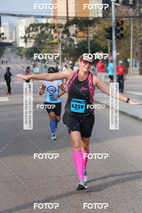 Buy your photos of the eventMeia Maratona Internacional de Curitiba 2018 on Fotop