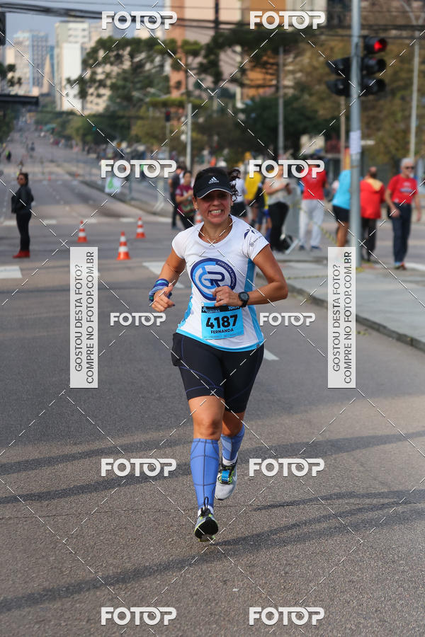 Buy your photos of the eventMeia Maratona Internacional de Curitiba 2018 on Fotop