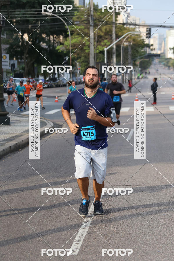 Buy your photos of the eventMeia Maratona Internacional de Curitiba 2018 on Fotop