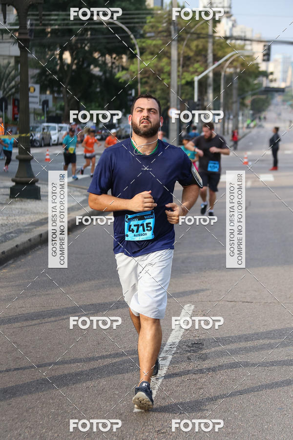 Buy your photos of the eventMeia Maratona Internacional de Curitiba 2018 on Fotop