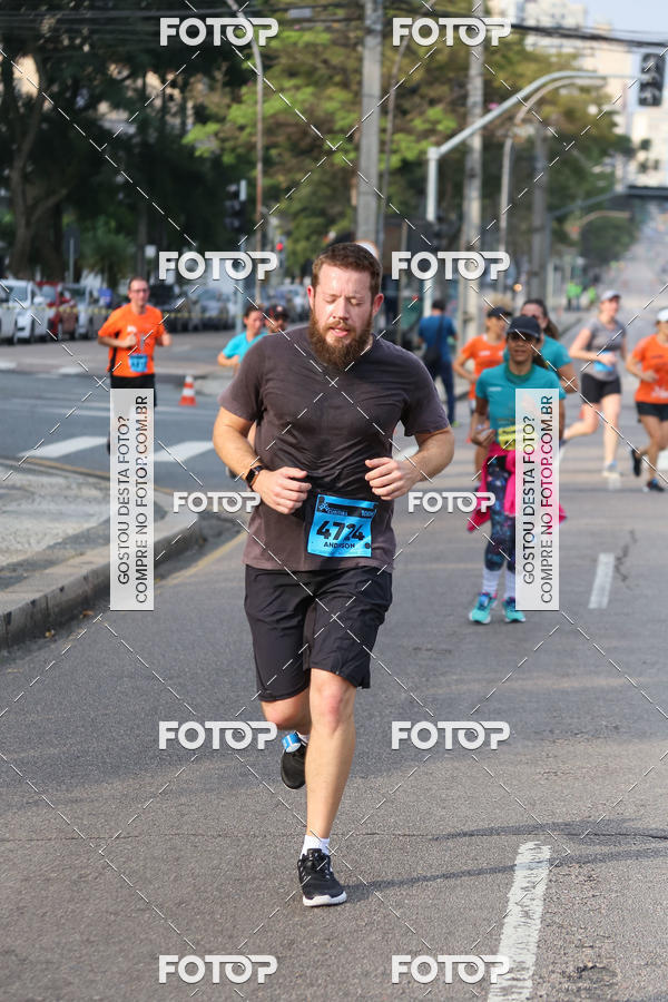Buy your photos of the eventMeia Maratona Internacional de Curitiba 2018 on Fotop