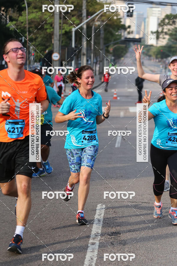 Buy your photos of the eventMeia Maratona Internacional de Curitiba 2018 on Fotop