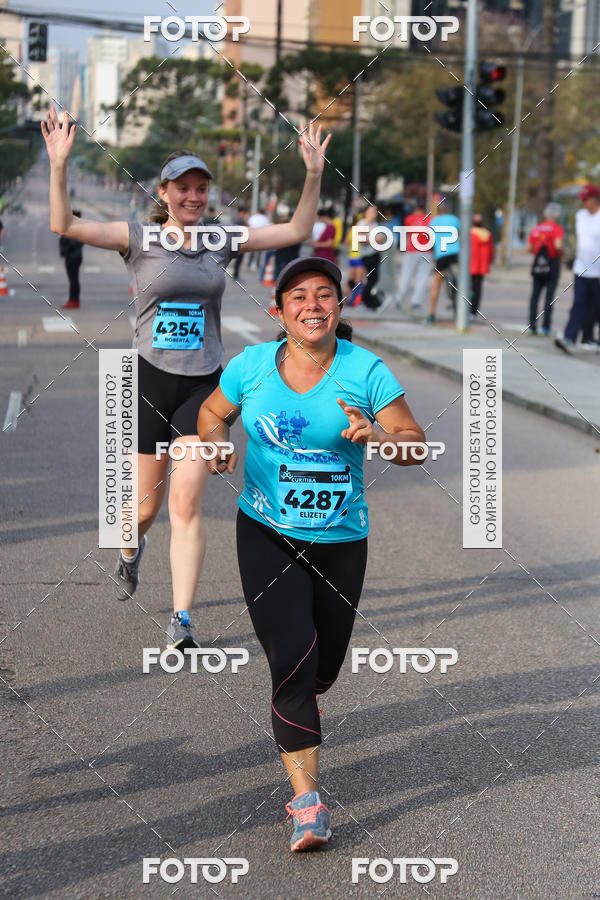 Buy your photos of the eventMeia Maratona Internacional de Curitiba 2018 on Fotop