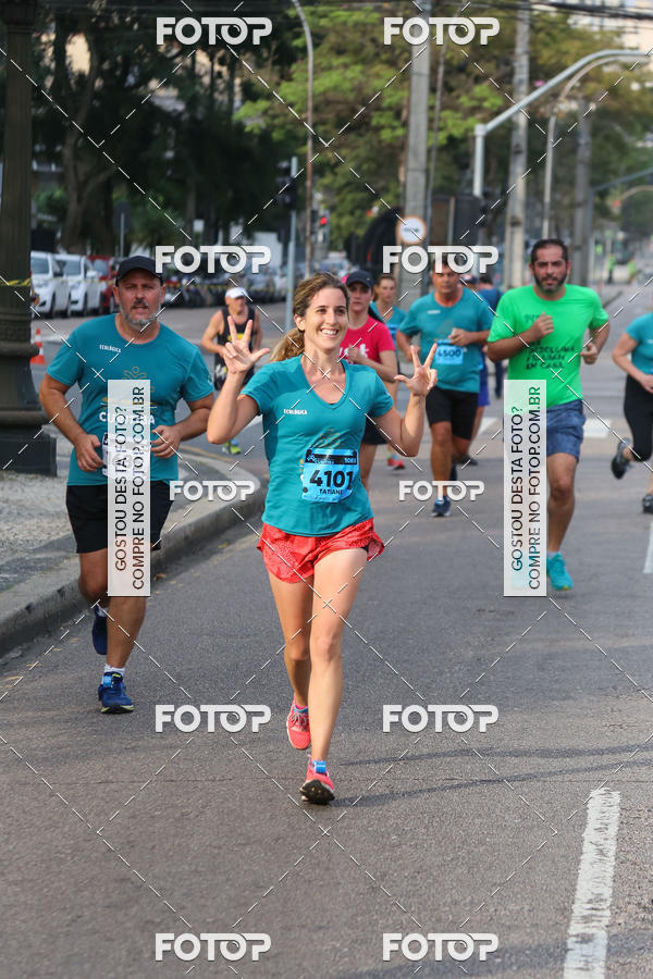 Buy your photos of the eventMeia Maratona Internacional de Curitiba 2018 on Fotop