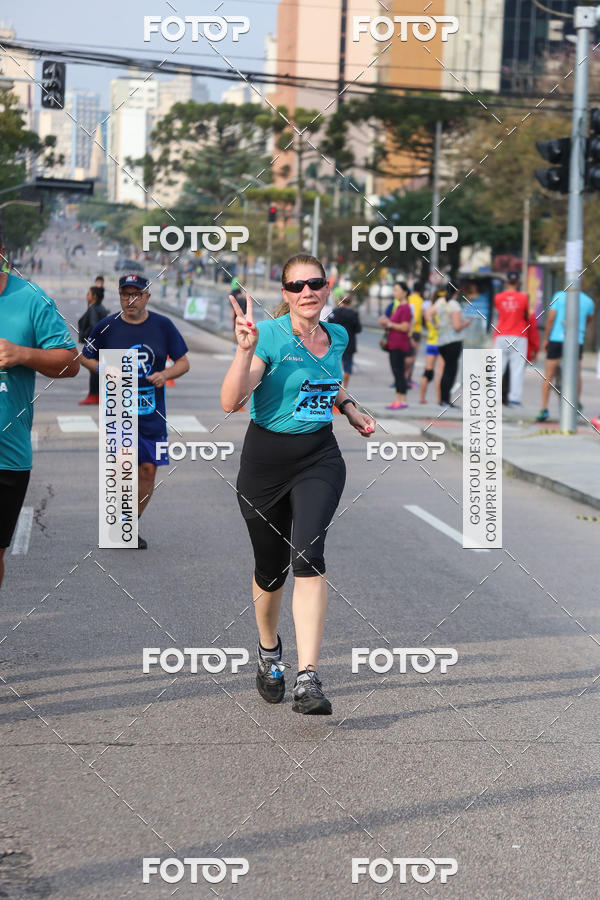 Buy your photos of the eventMeia Maratona Internacional de Curitiba 2018 on Fotop