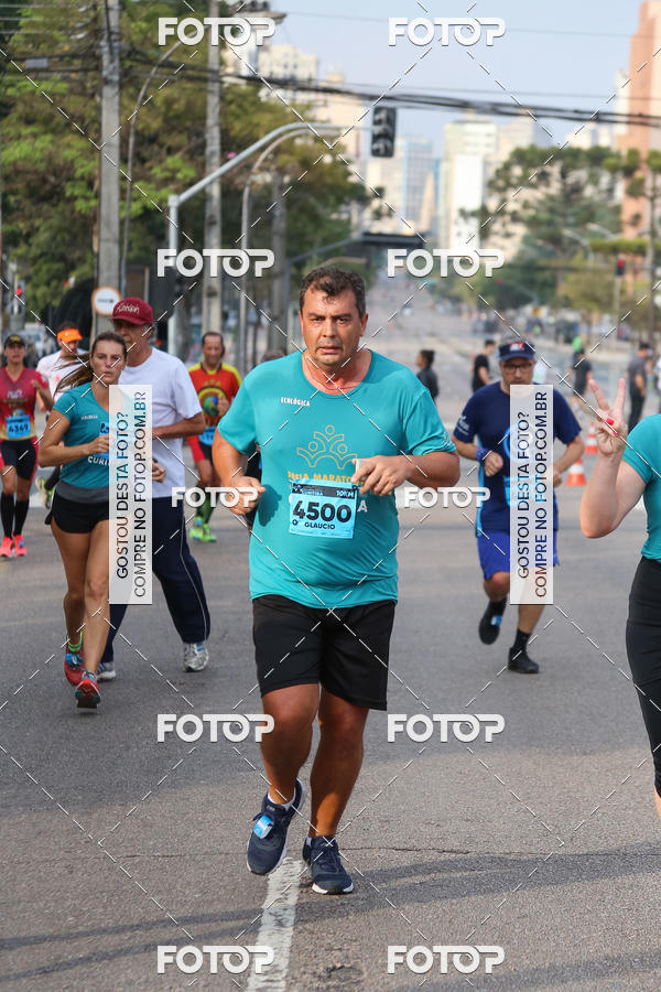 Buy your photos of the eventMeia Maratona Internacional de Curitiba 2018 on Fotop