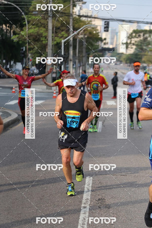 Buy your photos of the eventMeia Maratona Internacional de Curitiba 2018 on Fotop
