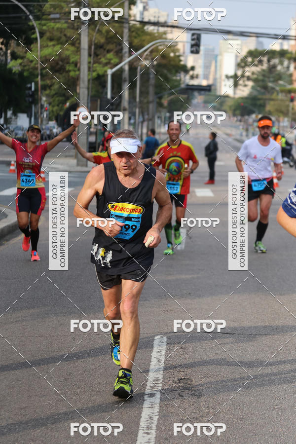 Buy your photos of the eventMeia Maratona Internacional de Curitiba 2018 on Fotop