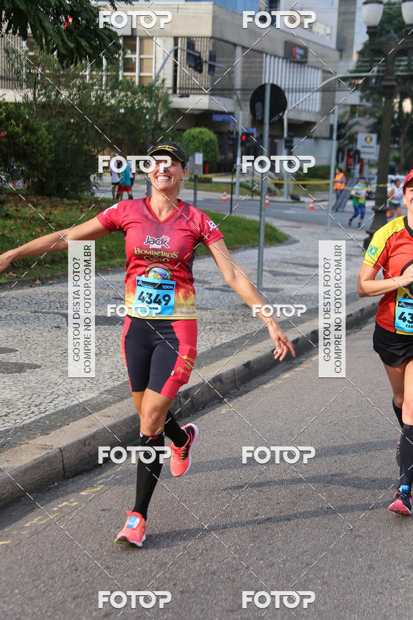 Buy your photos of the eventMeia Maratona Internacional de Curitiba 2018 on Fotop