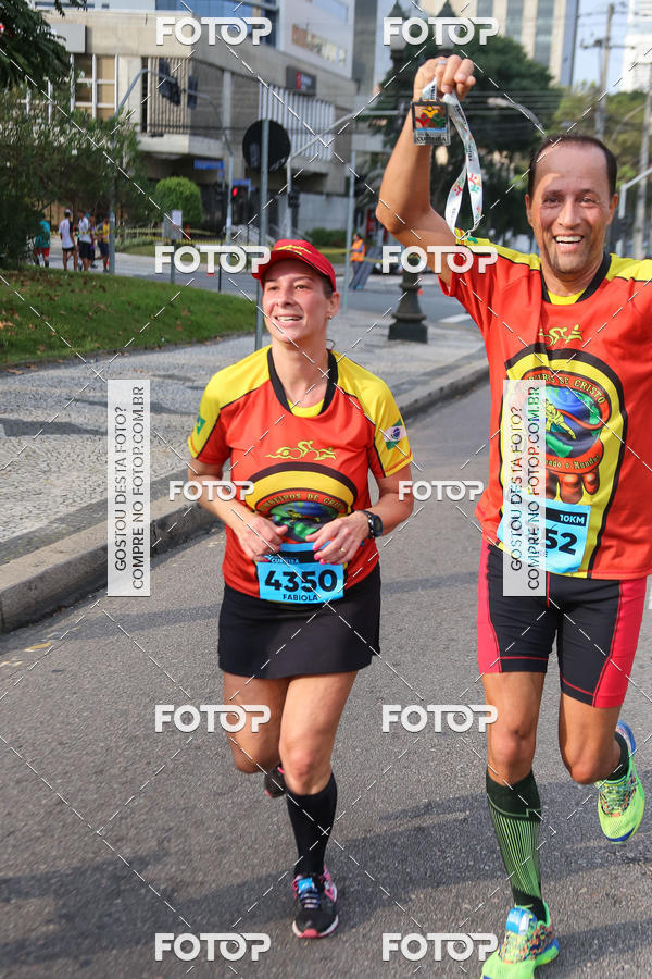 Buy your photos of the eventMeia Maratona Internacional de Curitiba 2018 on Fotop