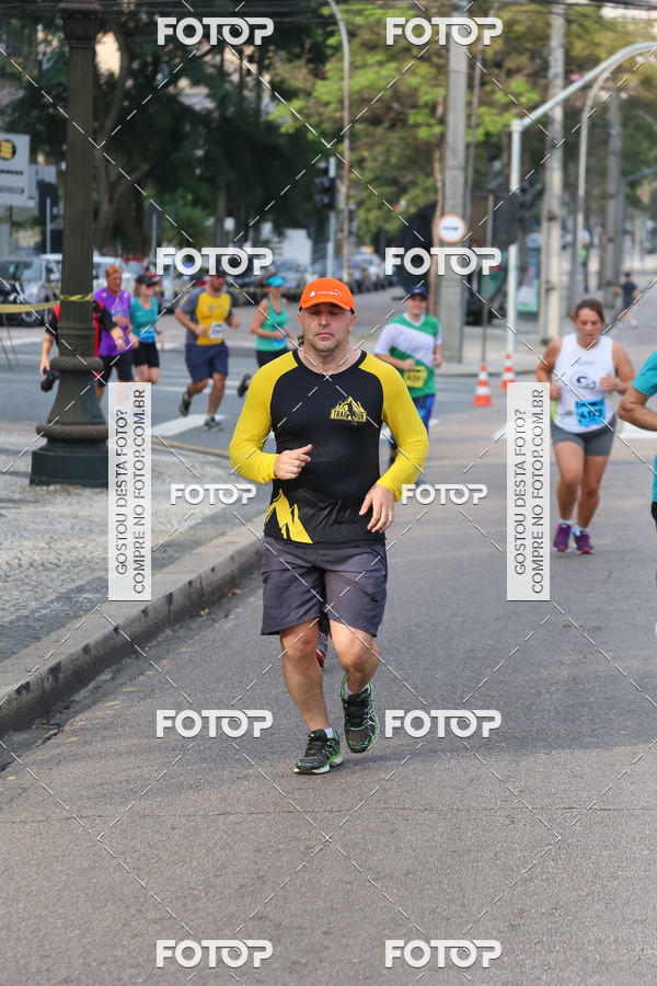 Buy your photos of the eventMeia Maratona Internacional de Curitiba 2018 on Fotop