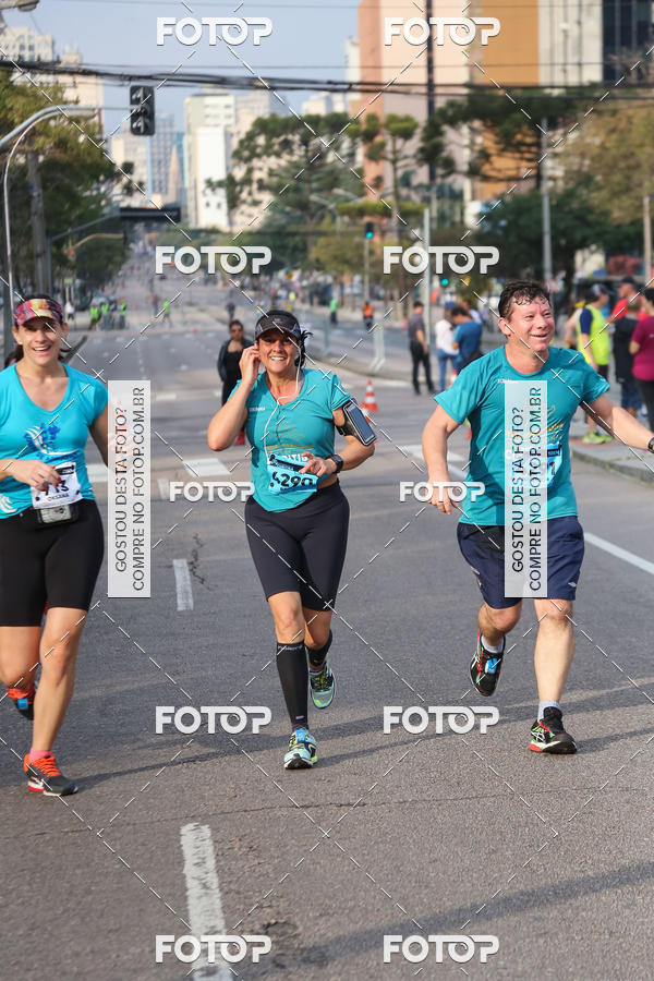 Buy your photos of the eventMeia Maratona Internacional de Curitiba 2018 on Fotop
