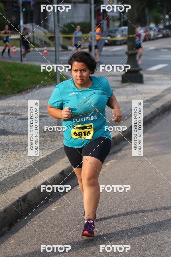 Buy your photos of the eventMeia Maratona Internacional de Curitiba 2018 on Fotop