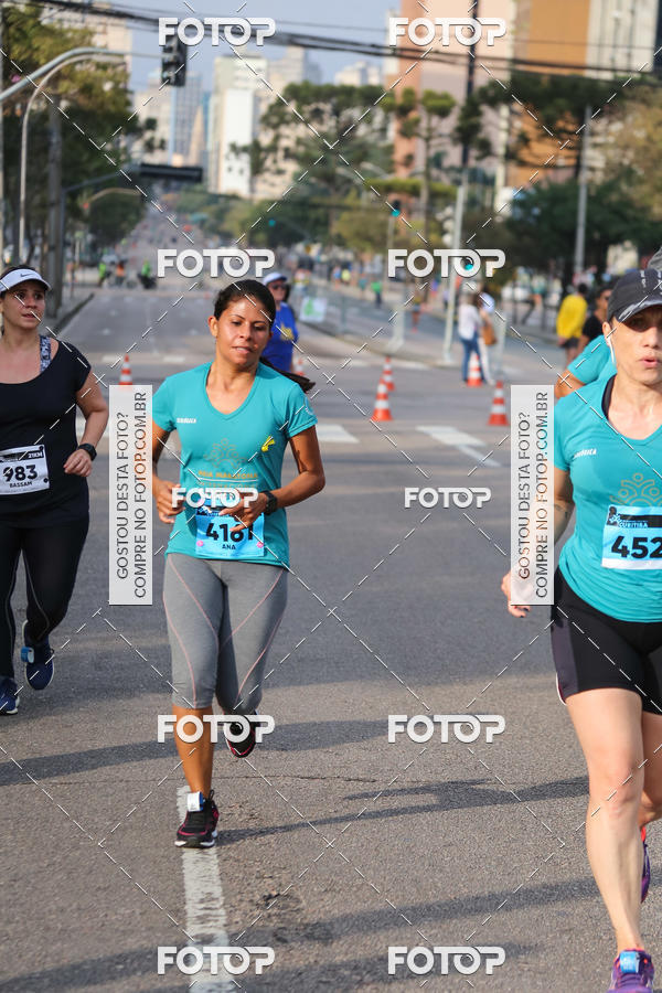 Buy your photos of the eventMeia Maratona Internacional de Curitiba 2018 on Fotop