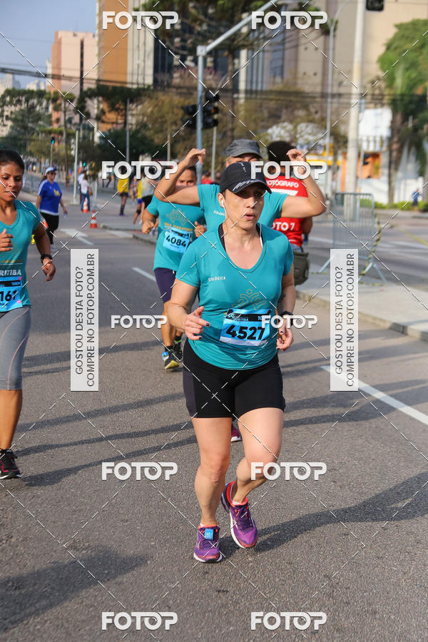 Buy your photos of the eventMeia Maratona Internacional de Curitiba 2018 on Fotop