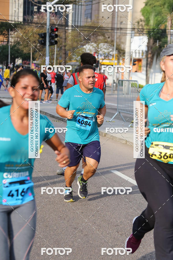 Buy your photos of the eventMeia Maratona Internacional de Curitiba 2018 on Fotop