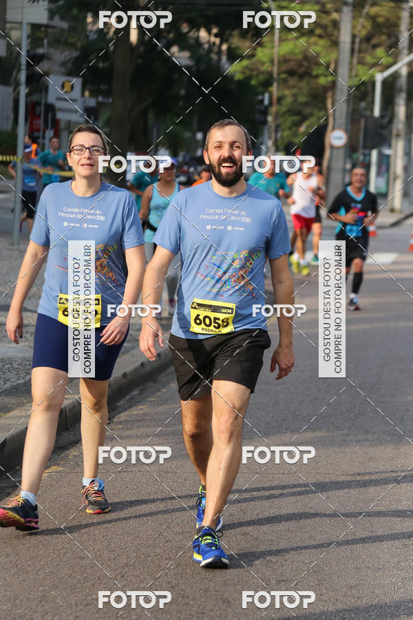 Buy your photos of the eventMeia Maratona Internacional de Curitiba 2018 on Fotop