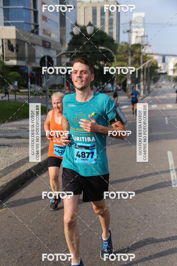 Buy your photos of the eventMeia Maratona Internacional de Curitiba 2018 on Fotop