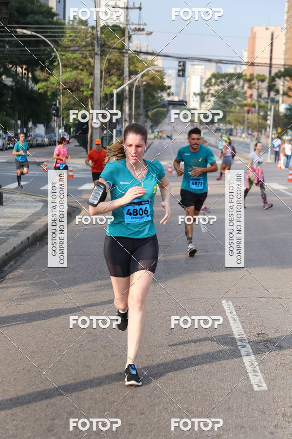 Buy your photos of the eventMeia Maratona Internacional de Curitiba 2018 on Fotop