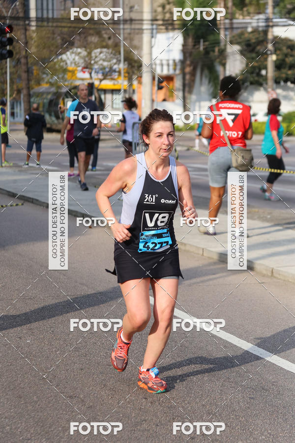 Buy your photos of the eventMeia Maratona Internacional de Curitiba 2018 on Fotop