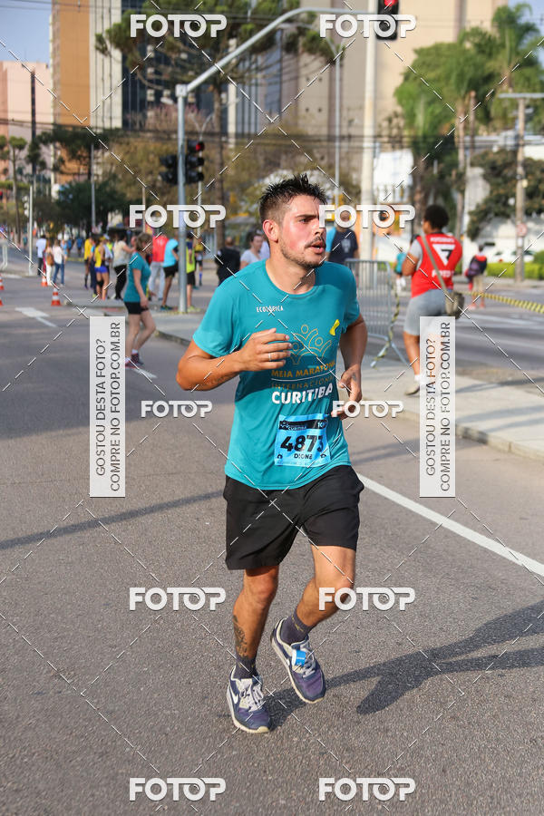 Buy your photos of the eventMeia Maratona Internacional de Curitiba 2018 on Fotop